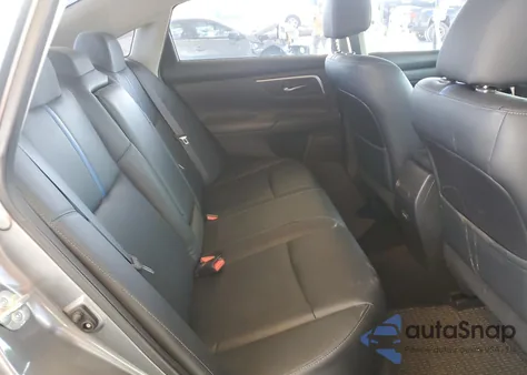 2018 Nissan Altima 2.5 z USA, uszkodzony, nr VIN 1N4AL3AP5JC217946